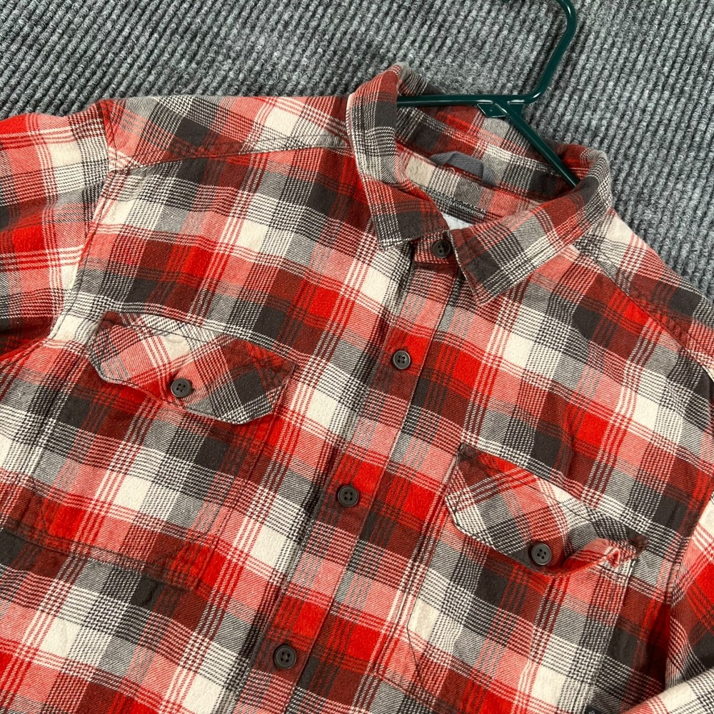 Columbia Shirt Mens Large Red Plaid Long Sleeve Button Up Omni Wick Outdoor